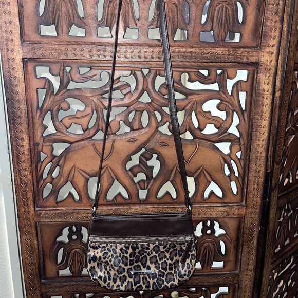 **Final Price** Nine West Brown Leopard crossbody - Picture 6 of 6